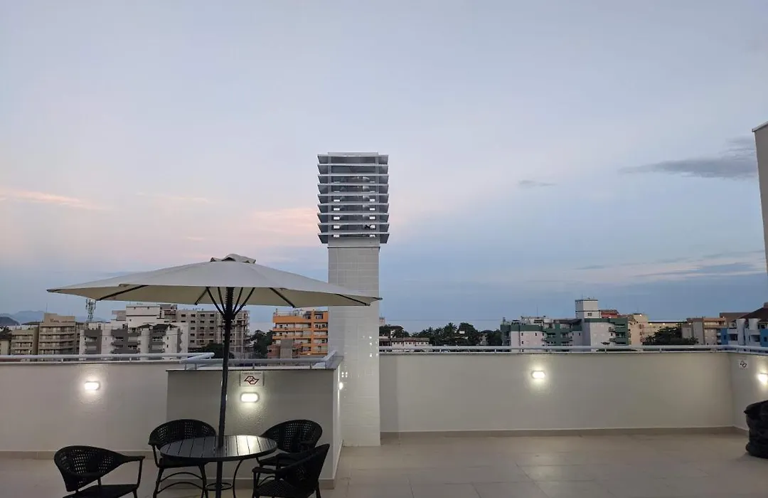Apartamento VIP Toninhas Lumiere-1